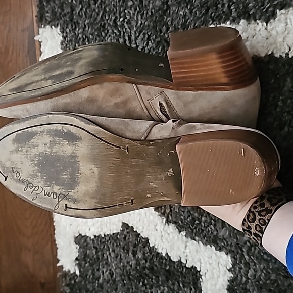 Sam Edelman sz 7.5 tan gray suede ankle boots - Picture 6 of 7